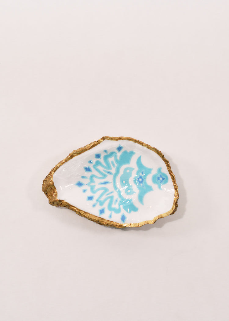 Amalfi Coast Oyster Jewelry Dish on white background
